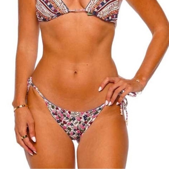 NEW! Agua Bendita Algeria Aguja Bikini Swim Bottom Size Medium